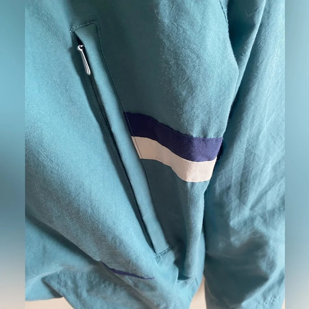 Vintage 90s Nike Women’s M‎ Windbreaker Jacket Teal Green Hooded